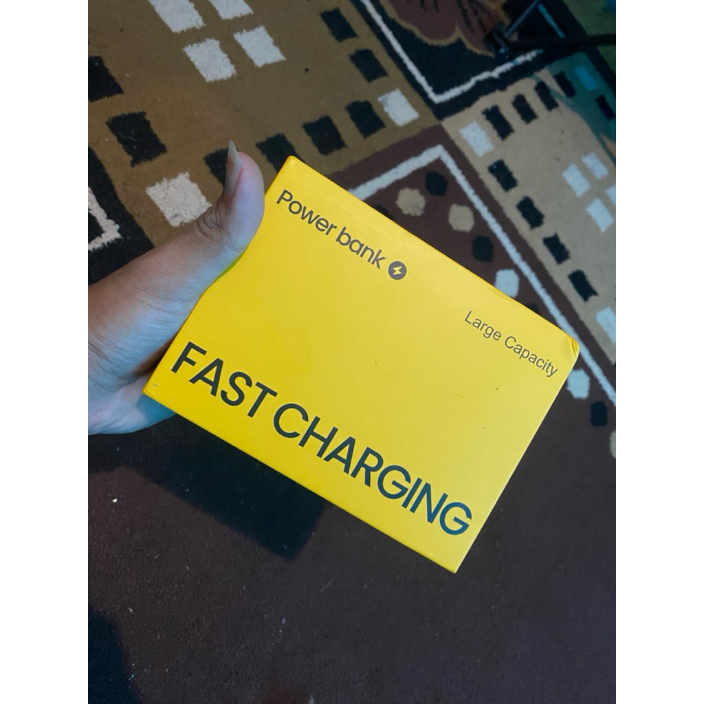 UNE|| WIRELESS POWERBANK