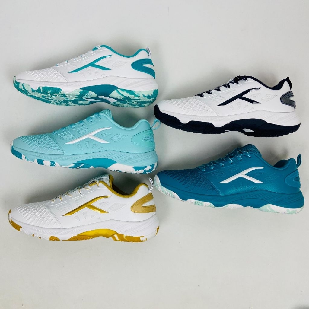 SEPATU HUNDRED HYPERCOURT dan HYPERCOURT NEW