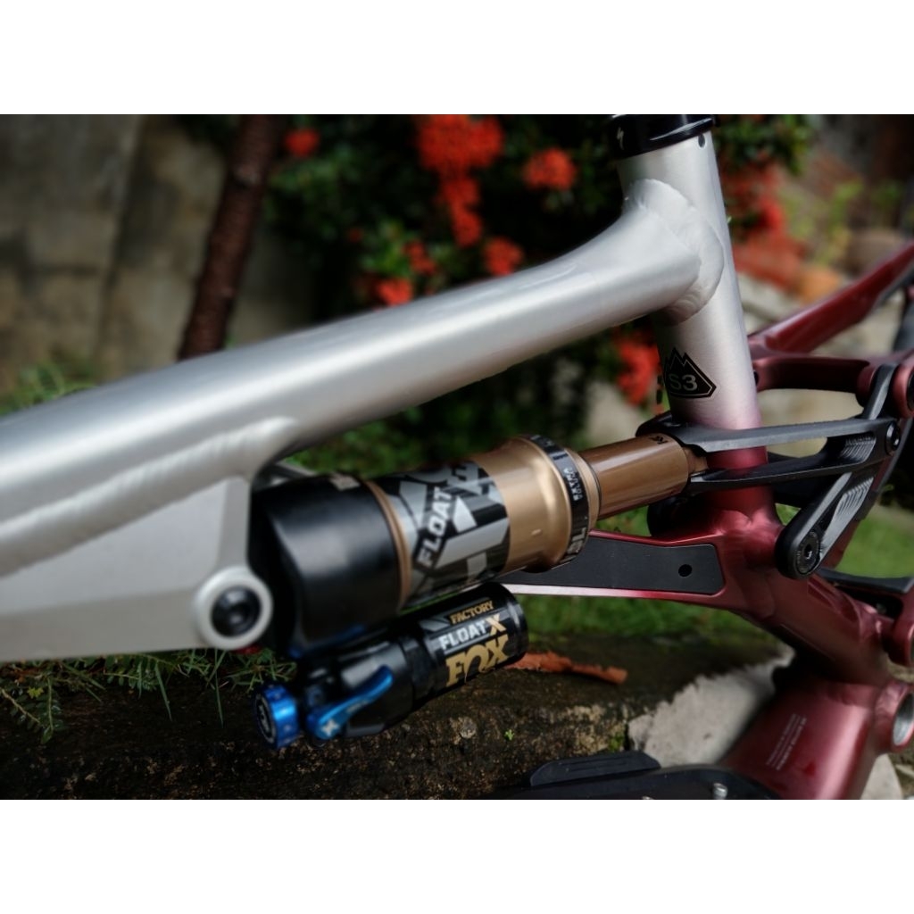 fox float x factory kashima 210 rear shock 210mm sepeda mtb enduro rearshock