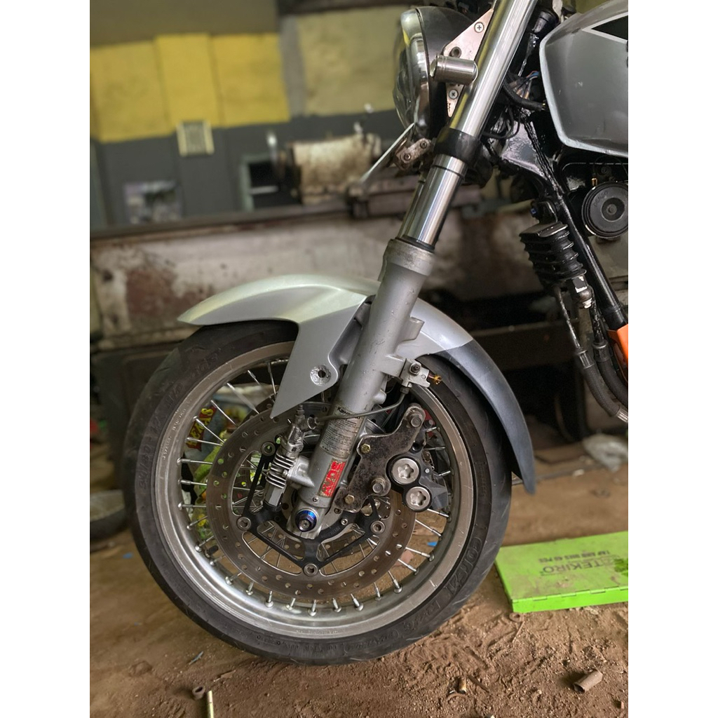 shock depan kawasaki GPZ AVDS original copotan moge siap pakai nominus not vixion,ninja modif
