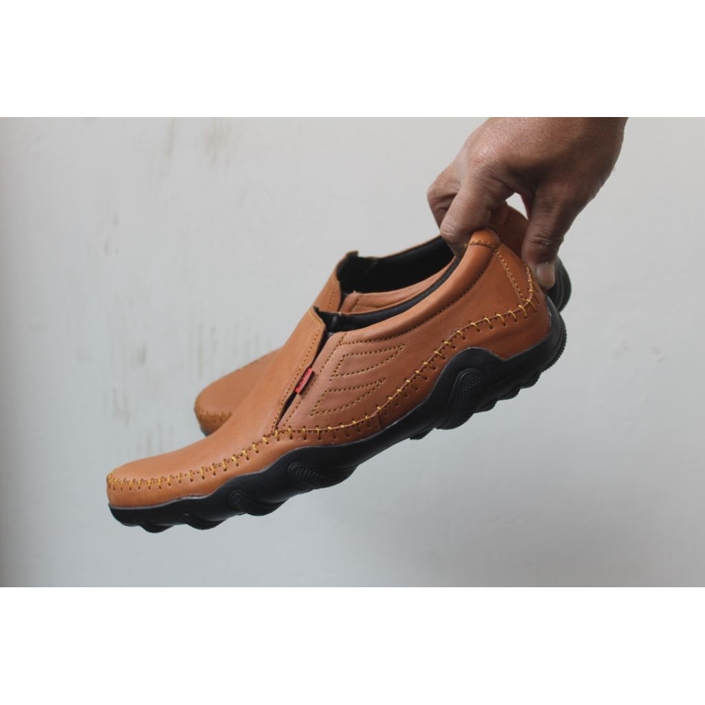 Sepatu Pansus Slip On Kulit Asli Slop Pria Casual Moccasin