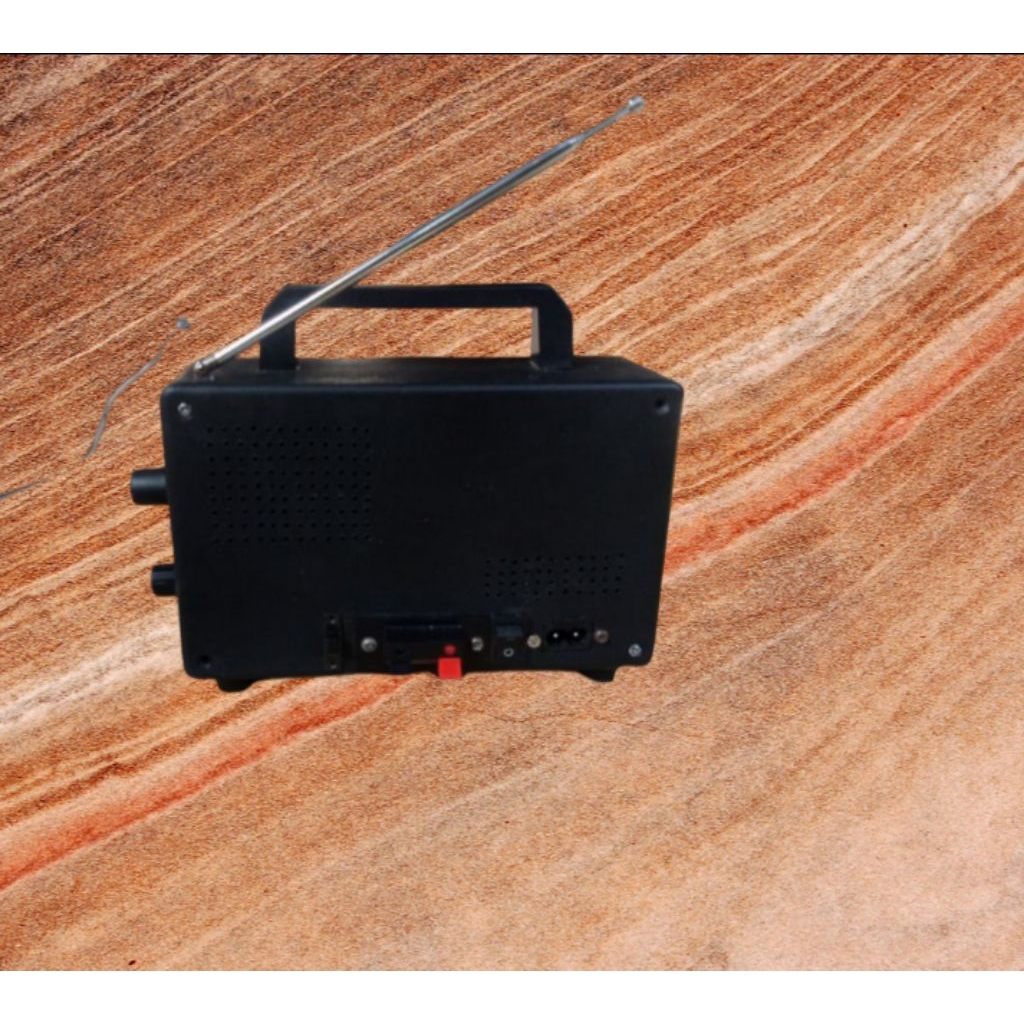 ‎TUNER FM sensitif peka signal meter dan frekuensi counter‎