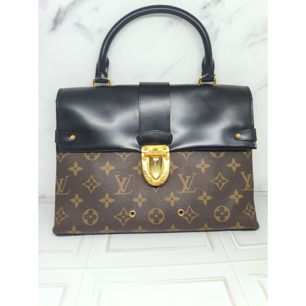 TAS JENJENG TALI PANJANG LV KULIT ASLI