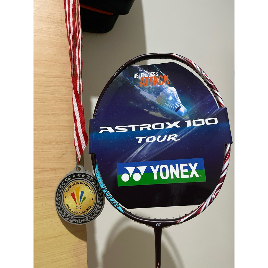 astrox 100 tour