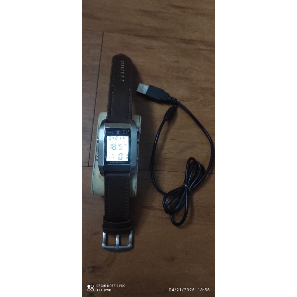 Jam tangan Dr Laser Second