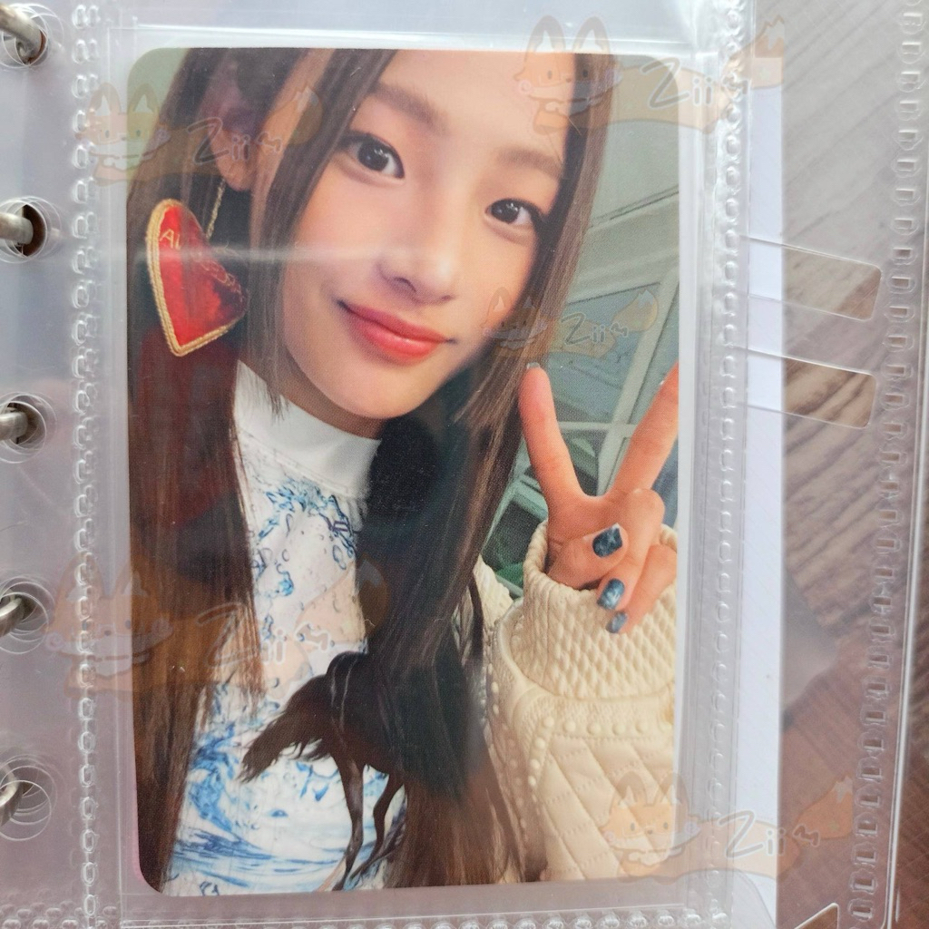 [OFFICIAL] Photocard Minji NewJeans - OMG (Weverse Album Ver.)