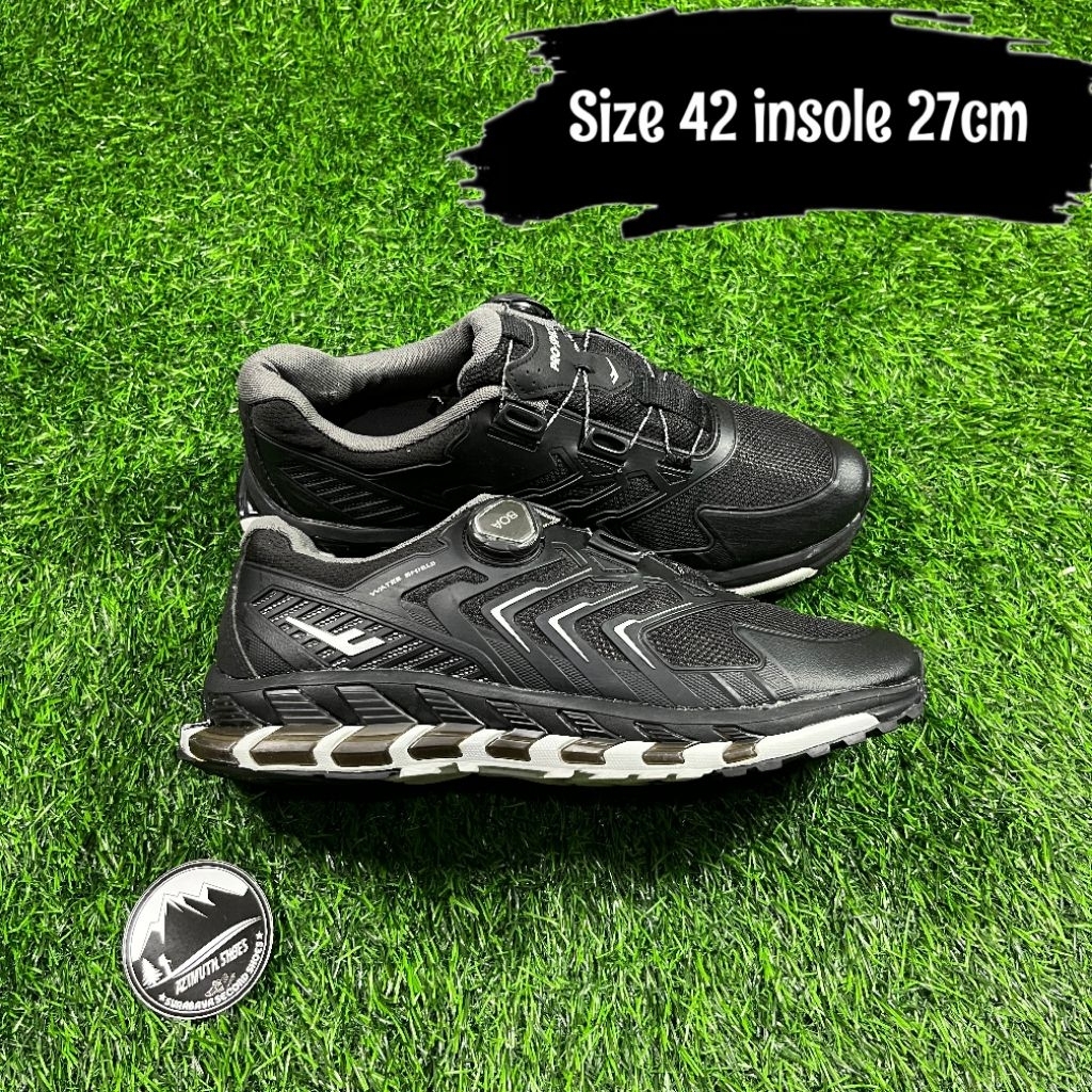 Sepatu Outdoor Gunung Hiking Prospecs Size 42
