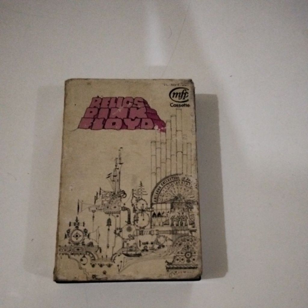 KASET PITA IMPORT PINK FLOYD RELIC