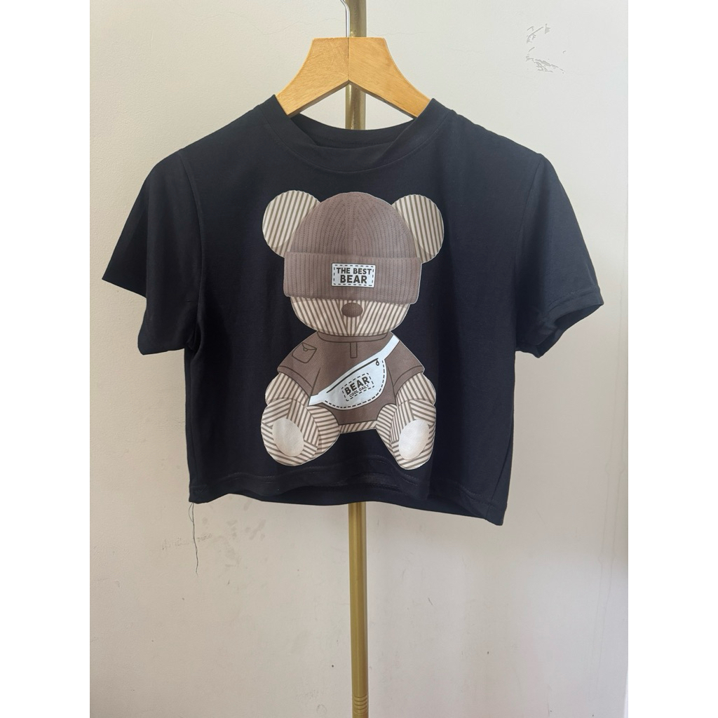 CROP KAOS HITAM BEAR