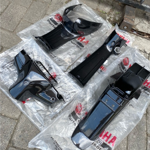 body kasar fisR fullset cover body fisR motif carbon bahan original baru