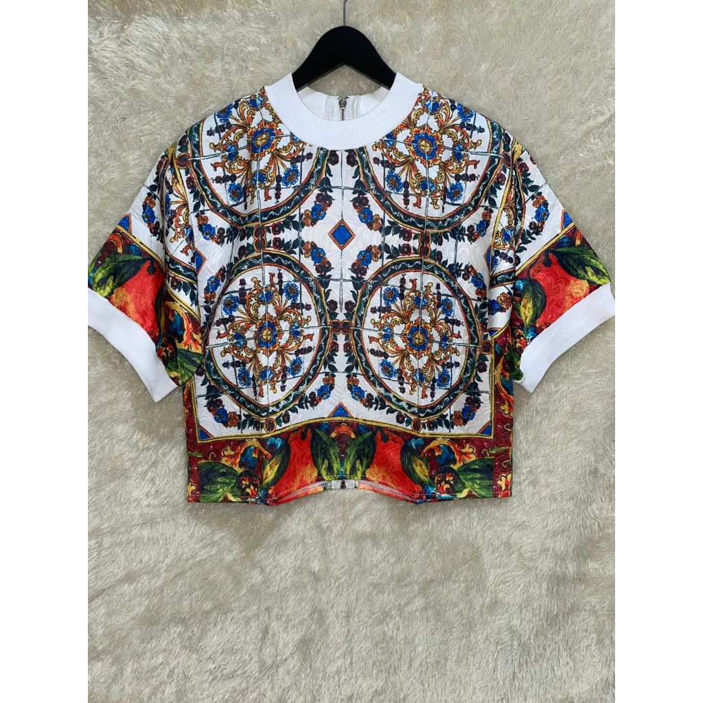 Blouse Wanita Motif Ukiran Etnik Lengan Pendek Putih Bordir Bunga Warna-Warni