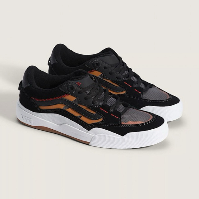 Vans Skate 2.0 Wayvee Shoe - Black/Flame Red