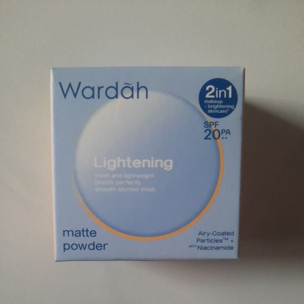 Wardah Lightening Matte Powder 20gr / Bedak Tabur Wardah / Bedak Tabur