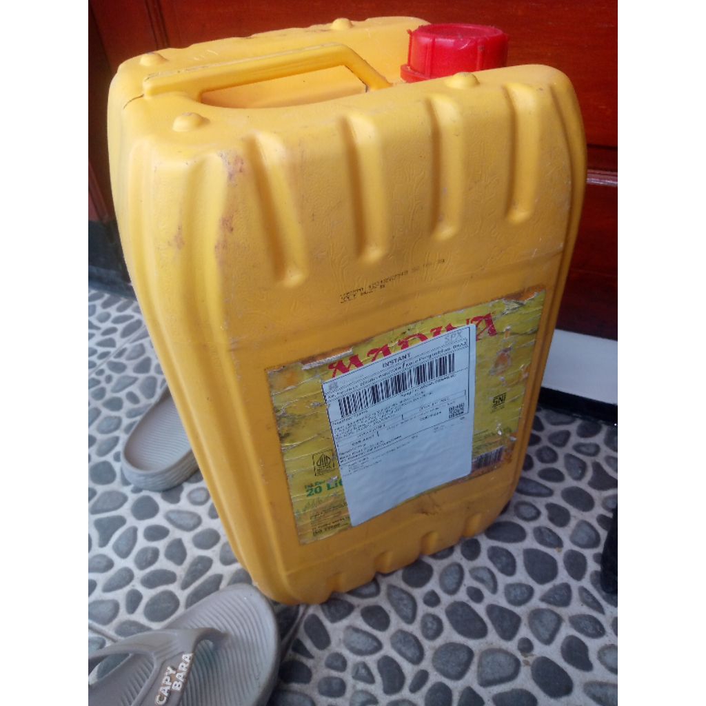 jerigen bekas, jerigen bensin, minyak 20 liter HDPE