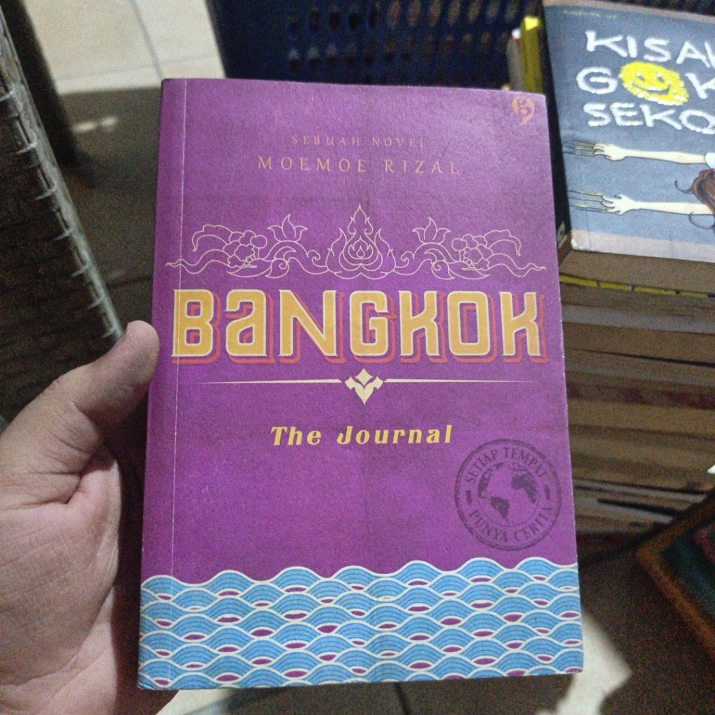 [Preloved] Bangkok: The Journal  Moemoe Rizal