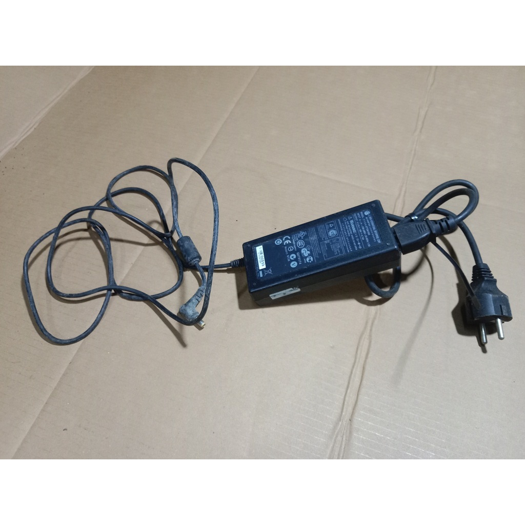 bekas ori normal Adaptor Charger Laptop Asus  19v 4.74a F45V F75V K43E K43S K43T K45A K45D K45N K45V