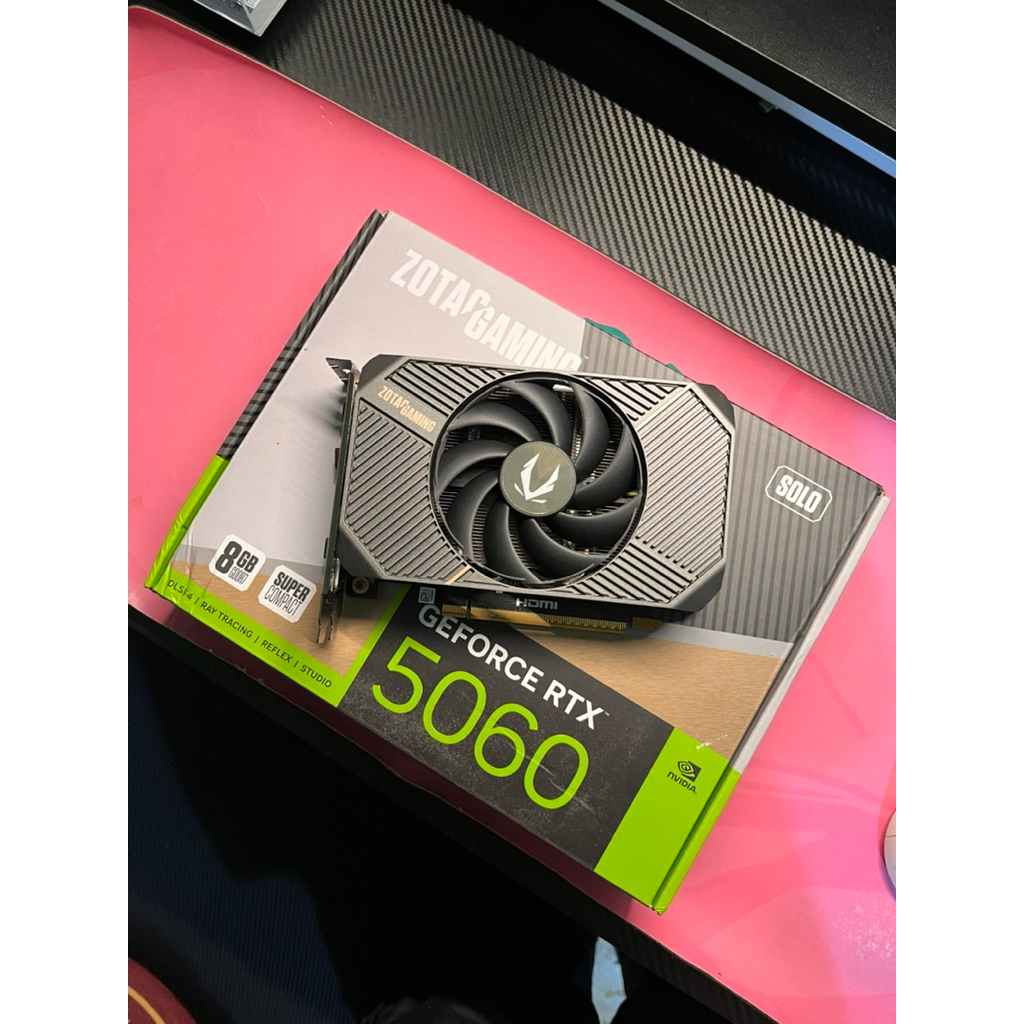 VGA Zotac RTX 5060 8GB Solo Fan