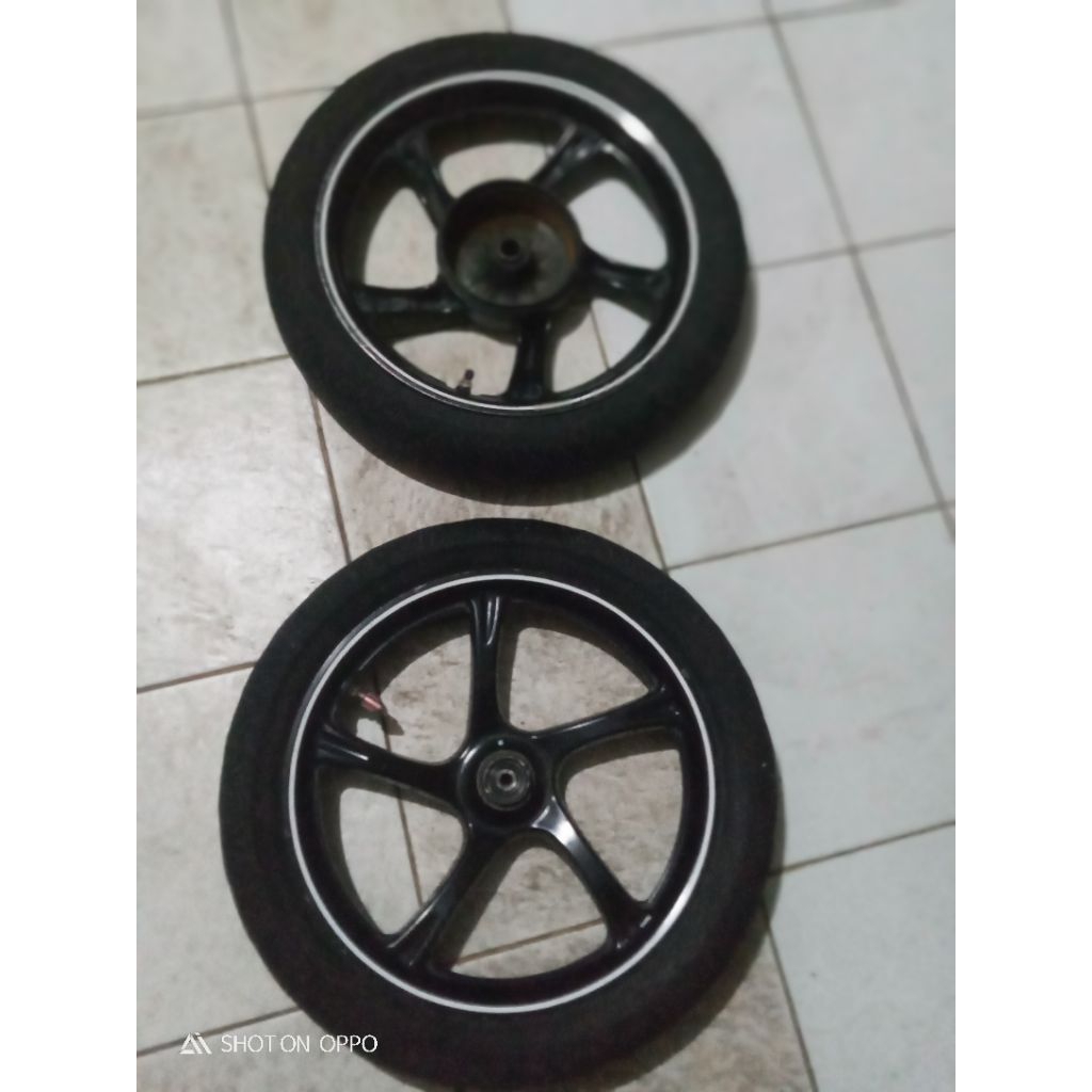 VELK ORIGINAL YAMAHA MIO J - MIO GT ( LENGKAP BAN SEPASANG )