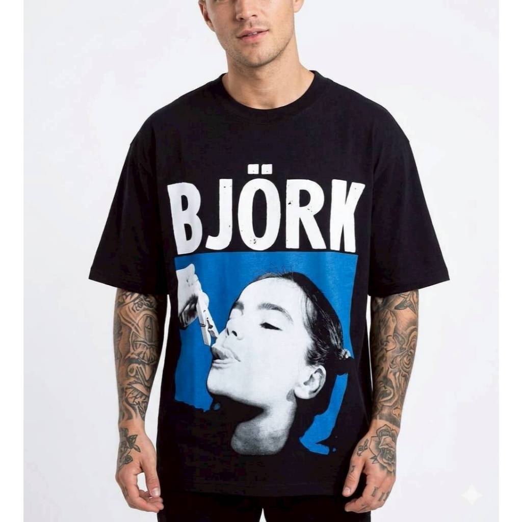 KAOS T-SHIRT OVERSIZE MUSIC BJORK THERE'S MORE TO LIFE THAN THIS BLACK