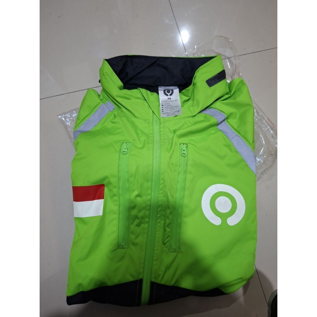 jaket gojek garuda super ukuran M