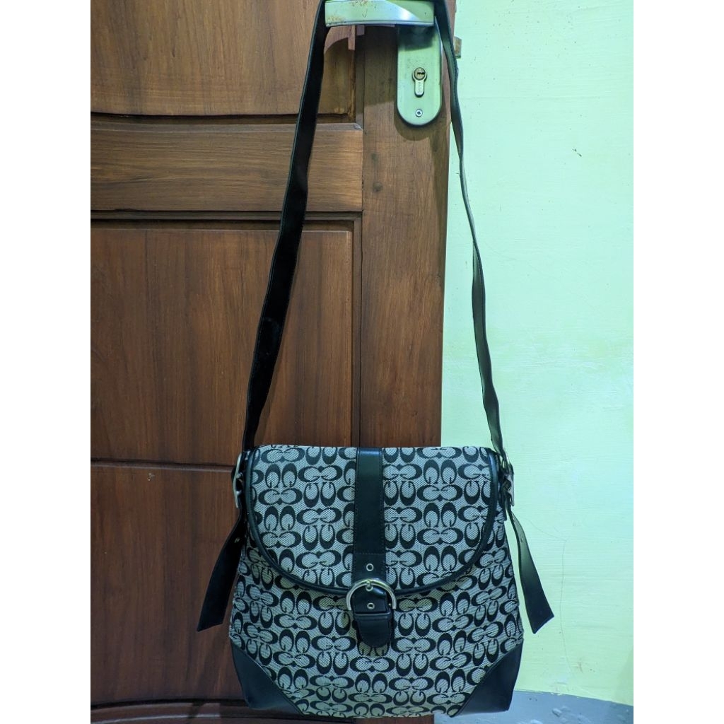 Tas ala coach