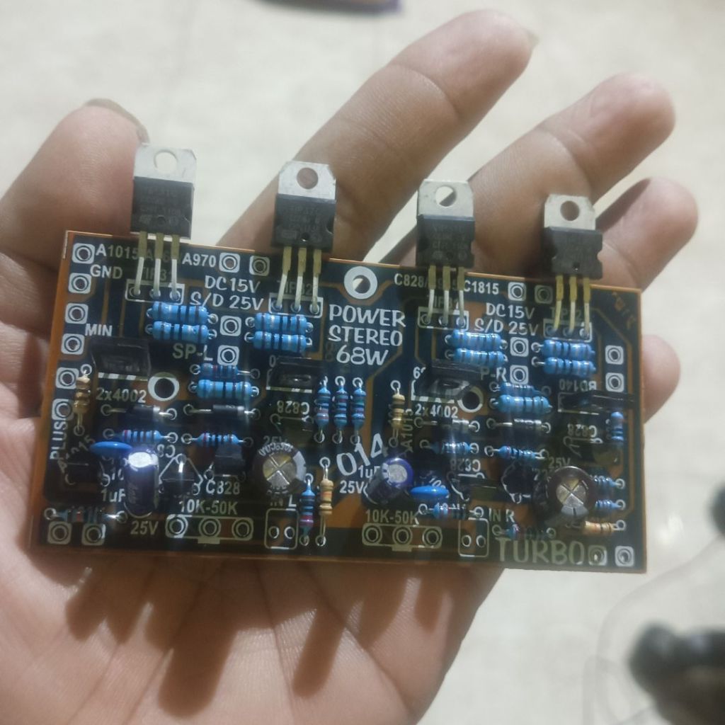 KIT Power Amplifier Stereo 68Watt Final TIP31 dan TIP32 Tegangan CT