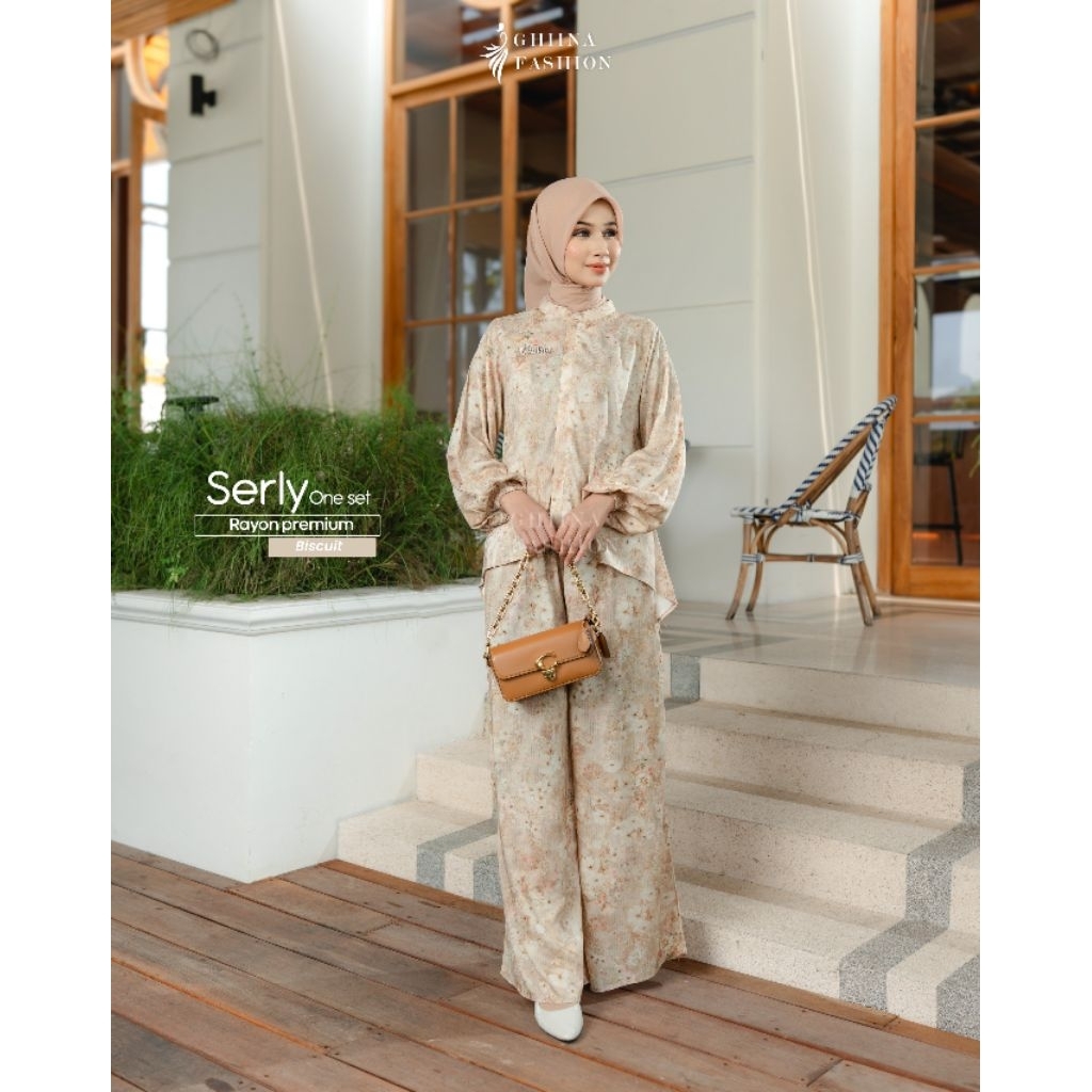 Serly One set Ghiina Fashion by. Ghiina Fashion