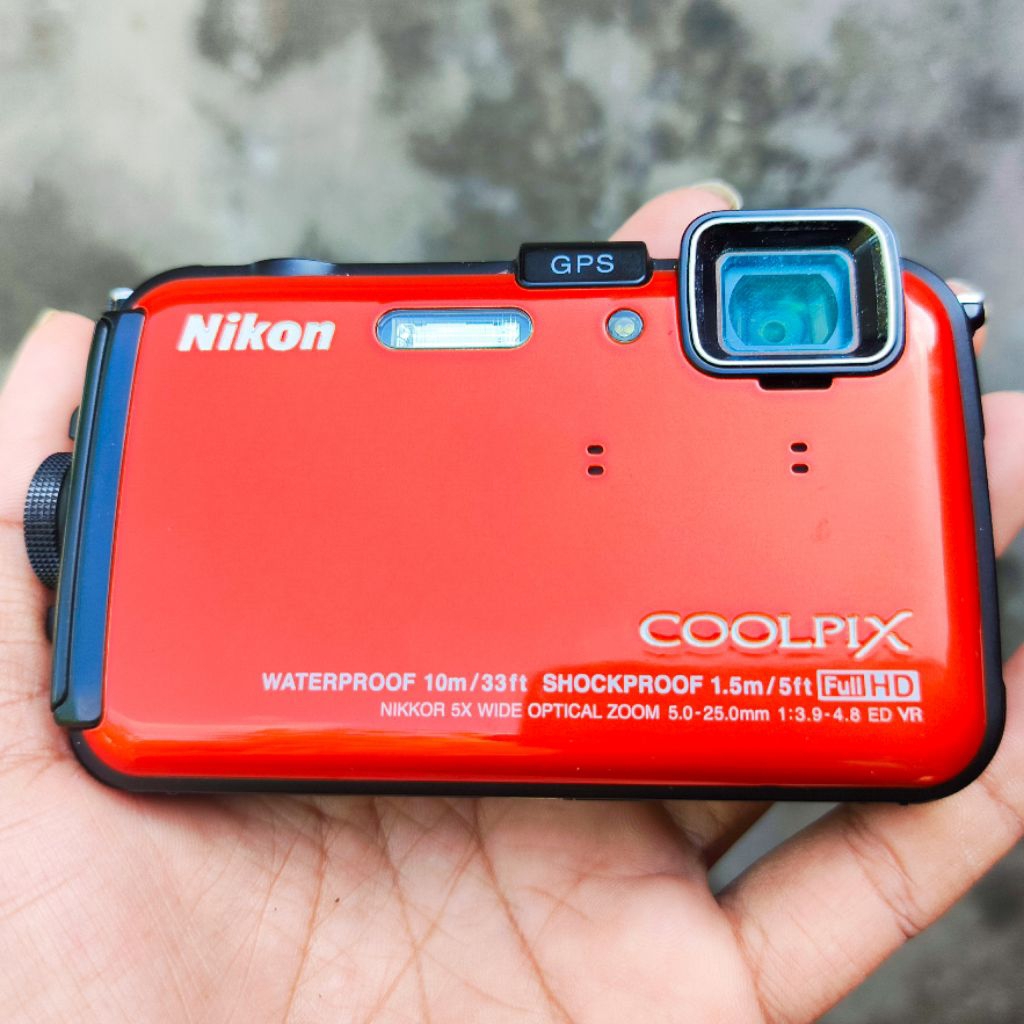 NIKON COOLPIX AW100 MULUS VIGNET DIKIT