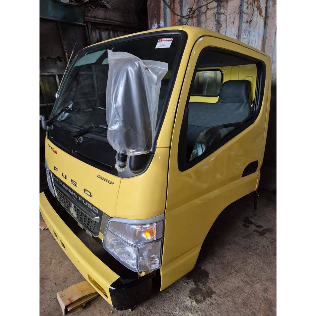 cabin Mitsubishi canter copotan mobil