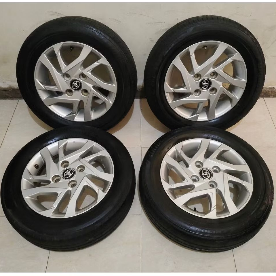 Velg R15 oem Avanza Veloz Velos sets (4velg+ban)