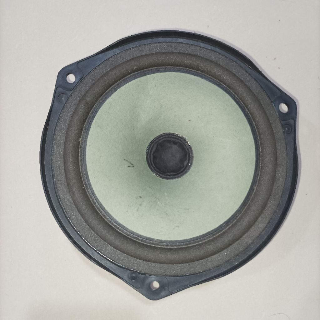 SPEAKER/BASS PINTU MOBIL TOYOTA AVANZA VELOZ 2022-2025 86160-BZ180 ORIGINAL