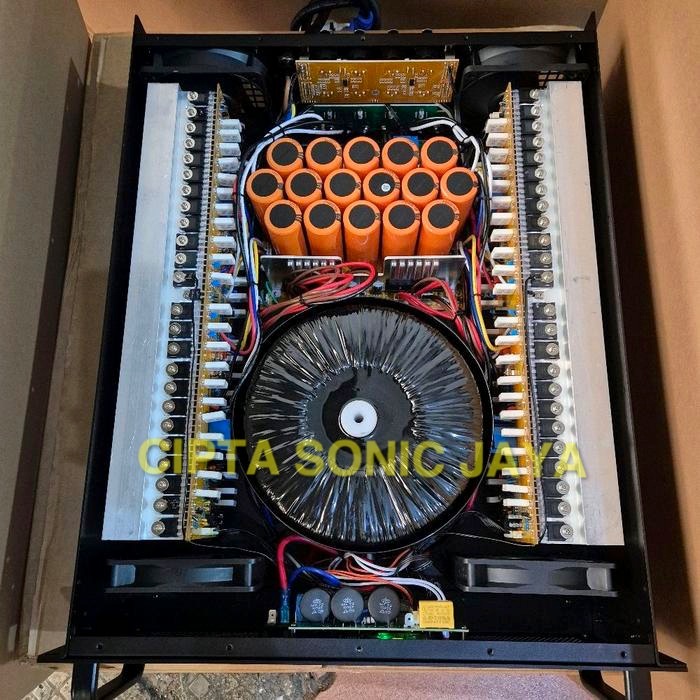 POWER AMPLIFIER SOUNDSTANDARD TD20004 PRO 4CH 4X2000 WATT ADA LAYAR LED SOUNDSTANDAR 3U td 20004 PRO