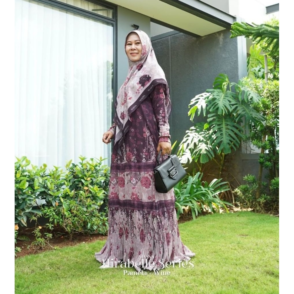 Pamela set by masya