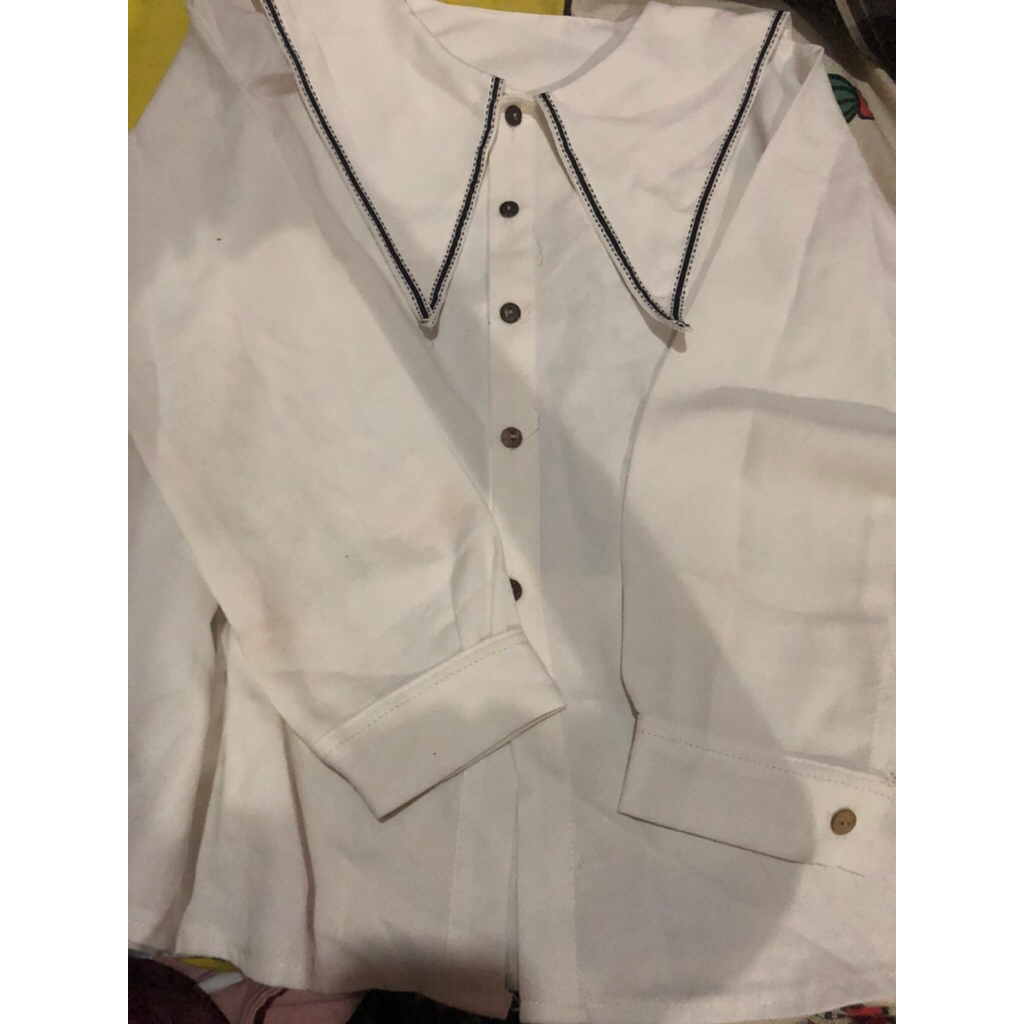 pl blouse putih