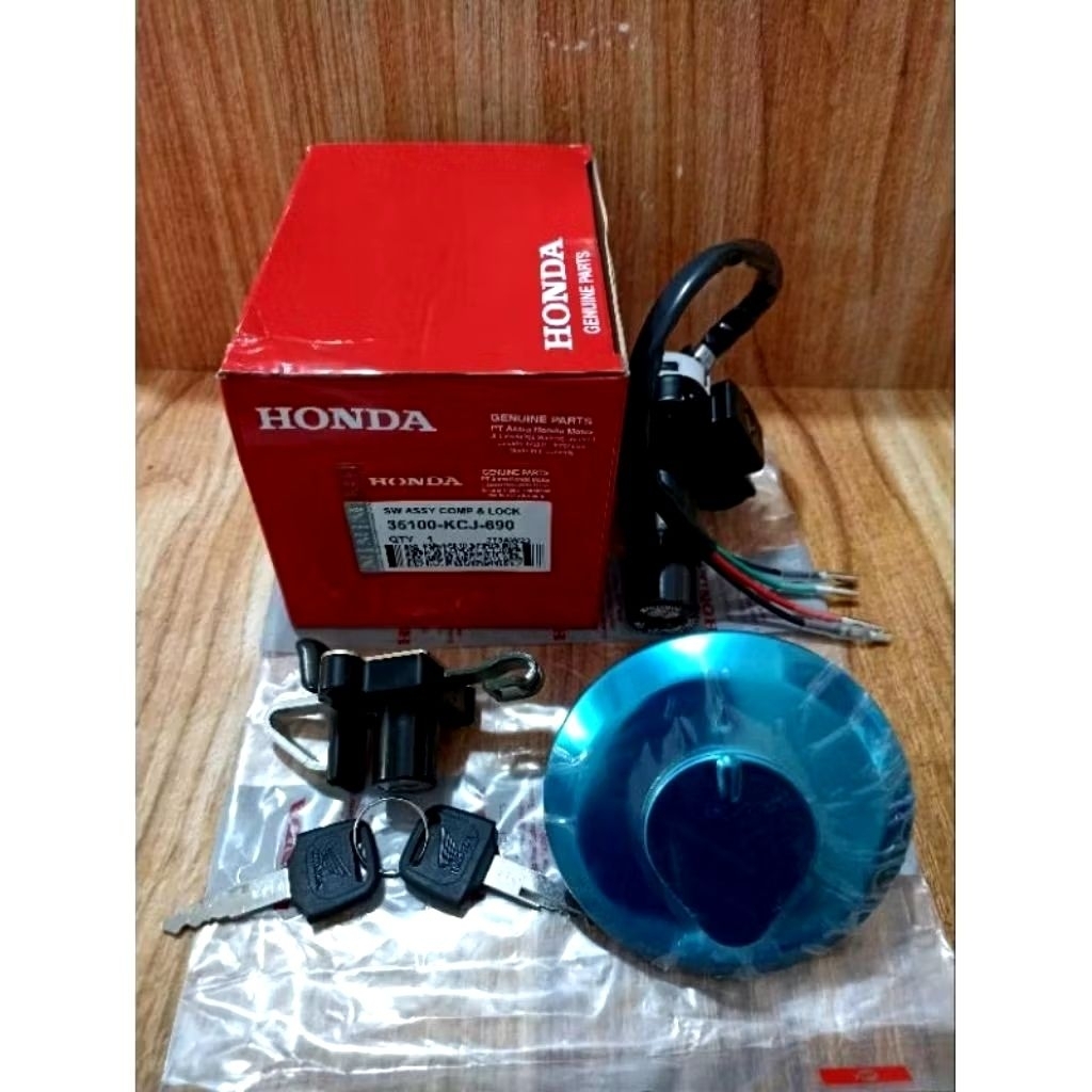 KUNCI KONTAK SET JOK TUTUP TANGKI TIGER LAMA TIGER 2000 KCJ ORIGINAL EQUIPMENT MANUQFAKTURE