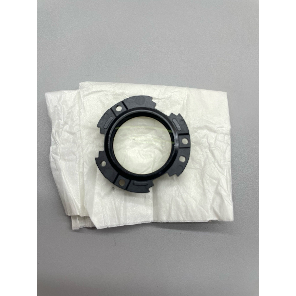 Optik Belakang Lensa Tamron 18-270 PZD