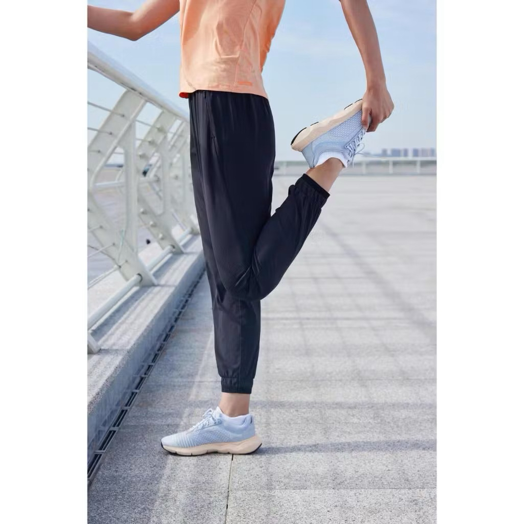 Preloved Decathlon Kalenji Celana Lari Wanita Run Dry