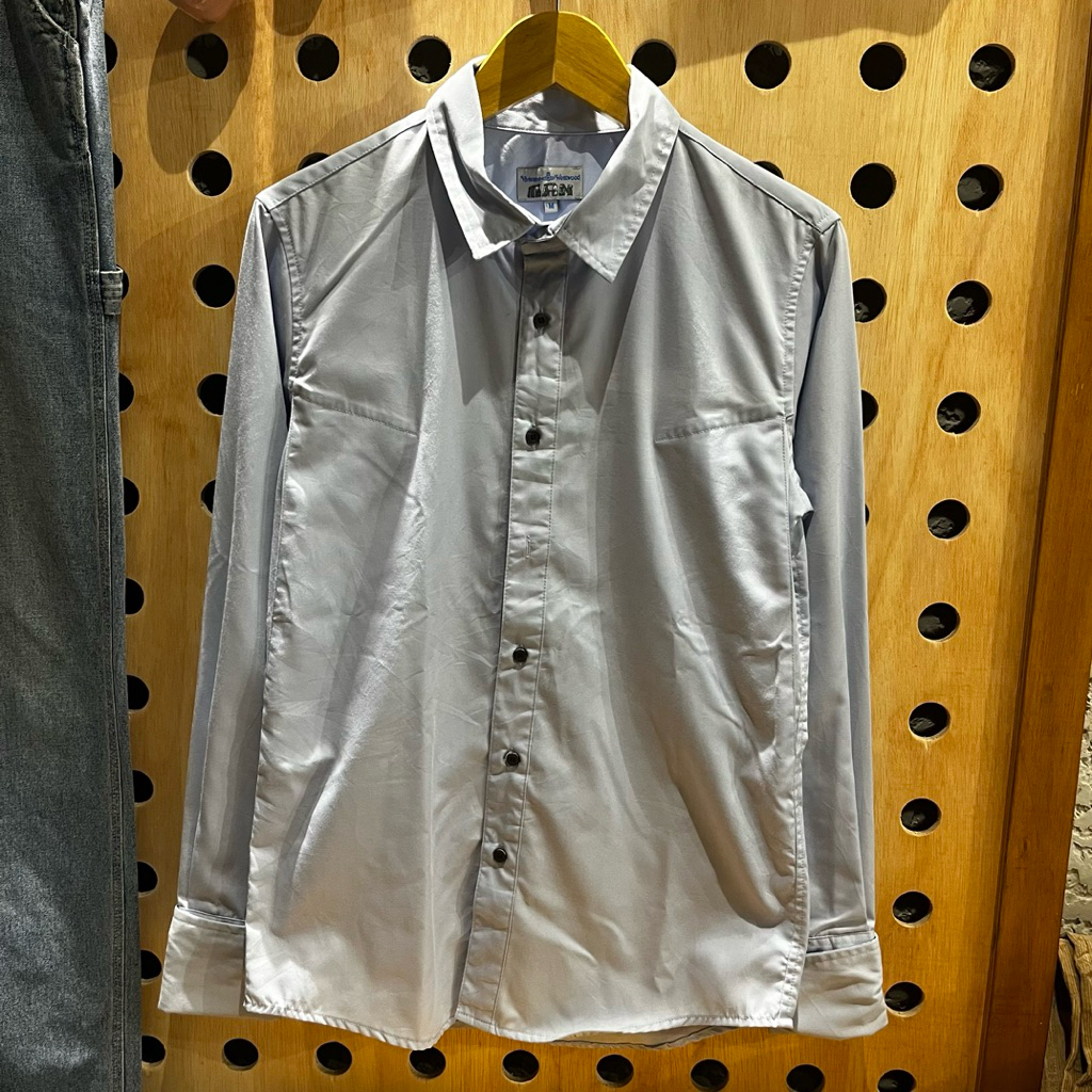 kemeja vivienne westwood