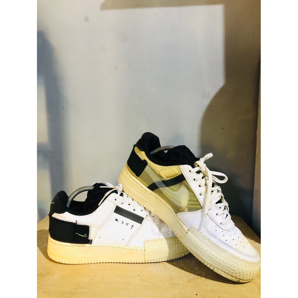 Sepatu Nike Air Force 1 Type White Black Volt Size 42,5