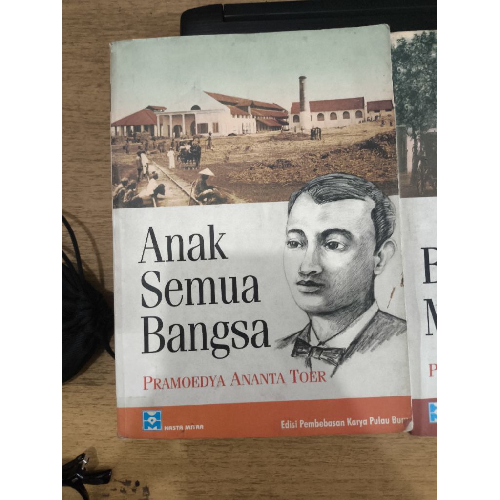 novel anak semua bangsa hasta mitra original Pramoedya Ananta Toer