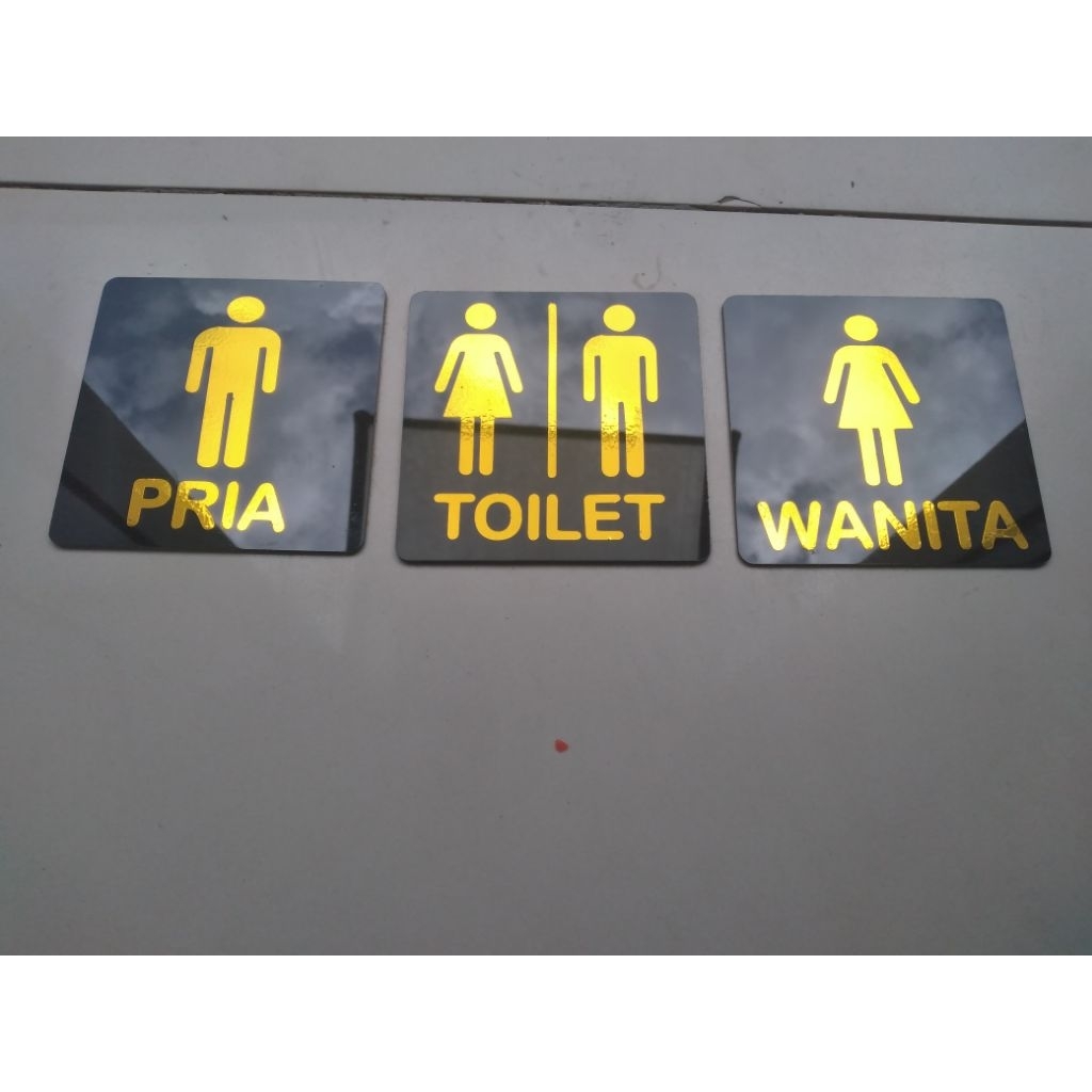 tulisan / sign / toilet / pria / wanita akrilik aesthetic