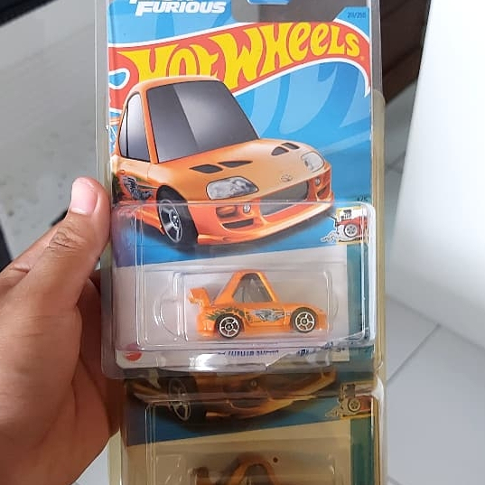 PAKET HOTSWHEELS TOONED SUPRA