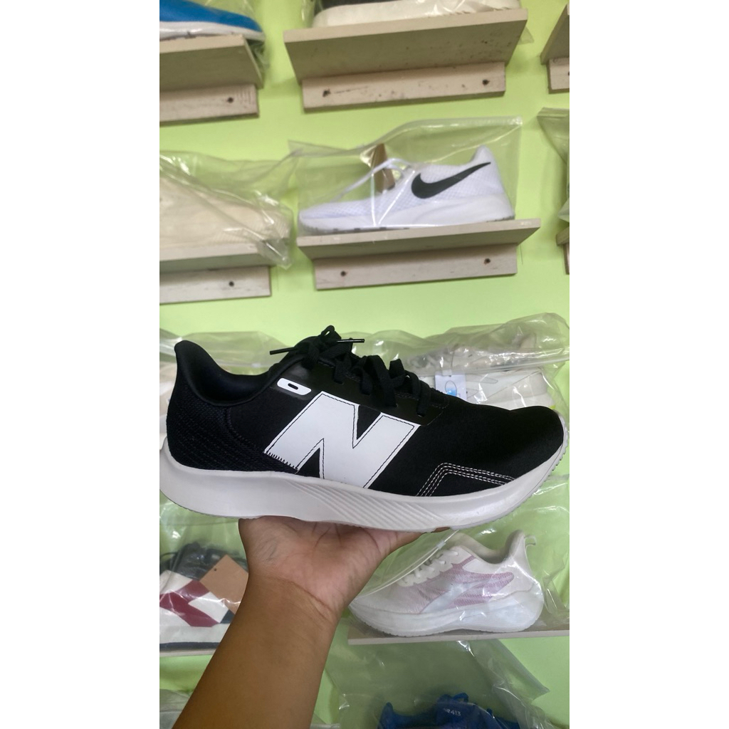 sepatu nb 430 original, sepatu sneakers pria, sepatu sekolah pria, sepatu lari pria