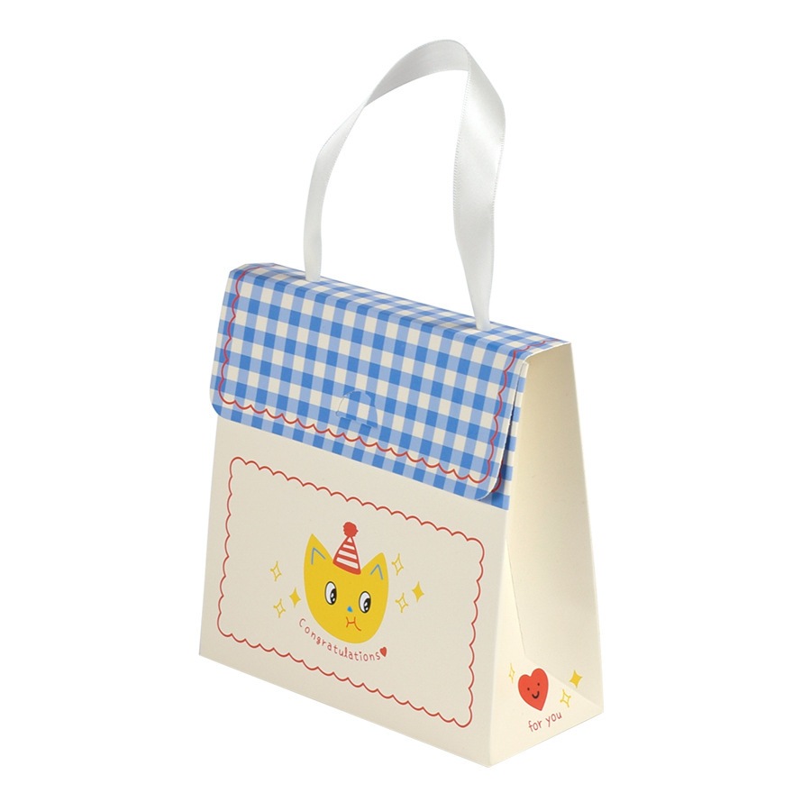 Box kardus gift snack candy birthday dengan tali pita