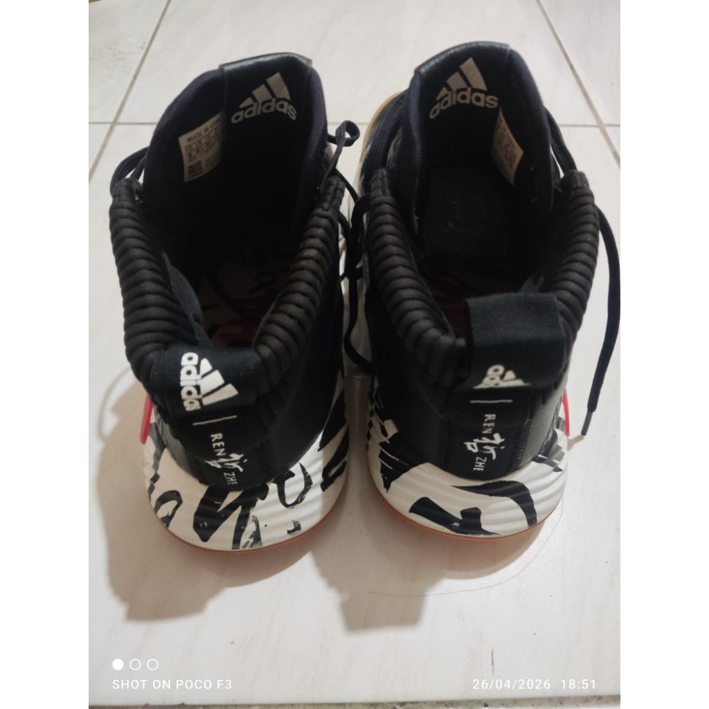 sepatu ADIDAS DAME 5