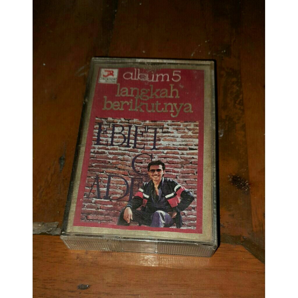 Kaset pita Ebiet g Ade langkah berikutnya
