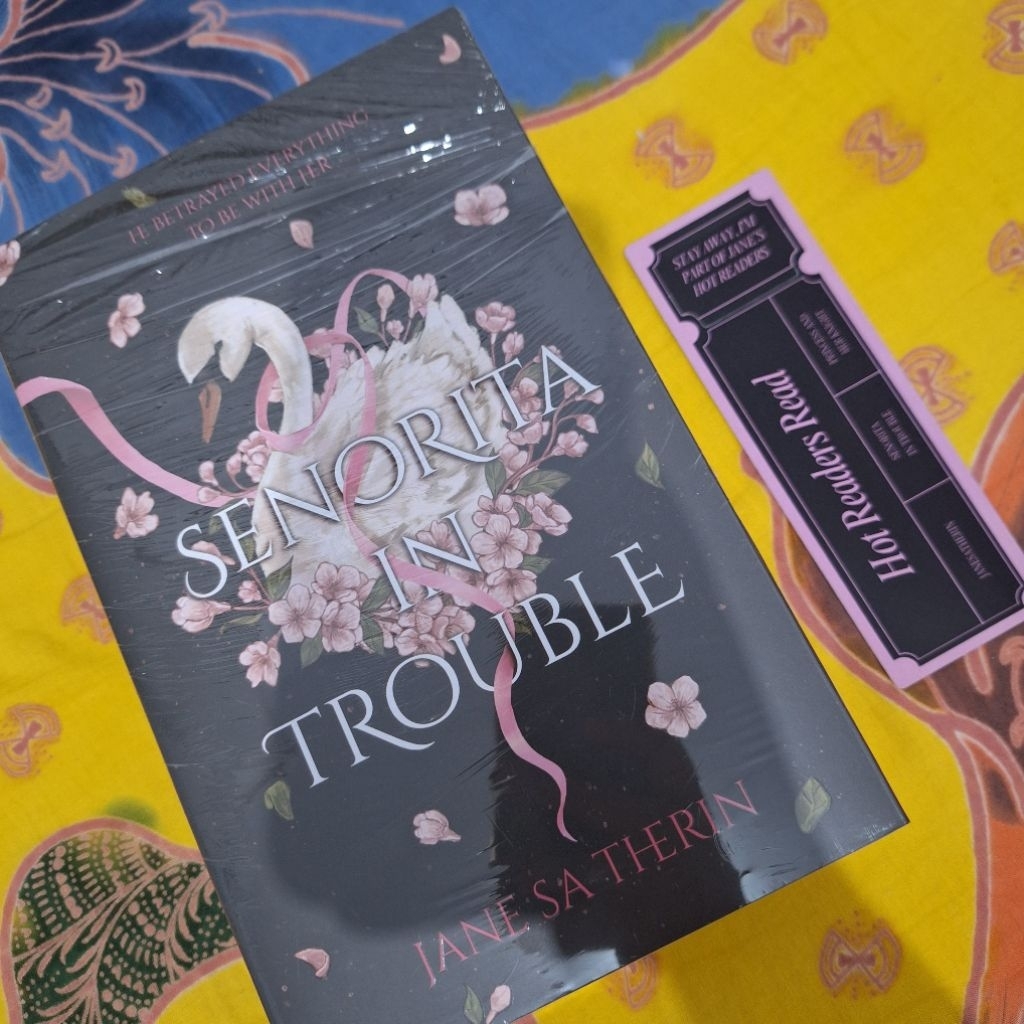 PRELOVED SENORITA IN TROUBLE