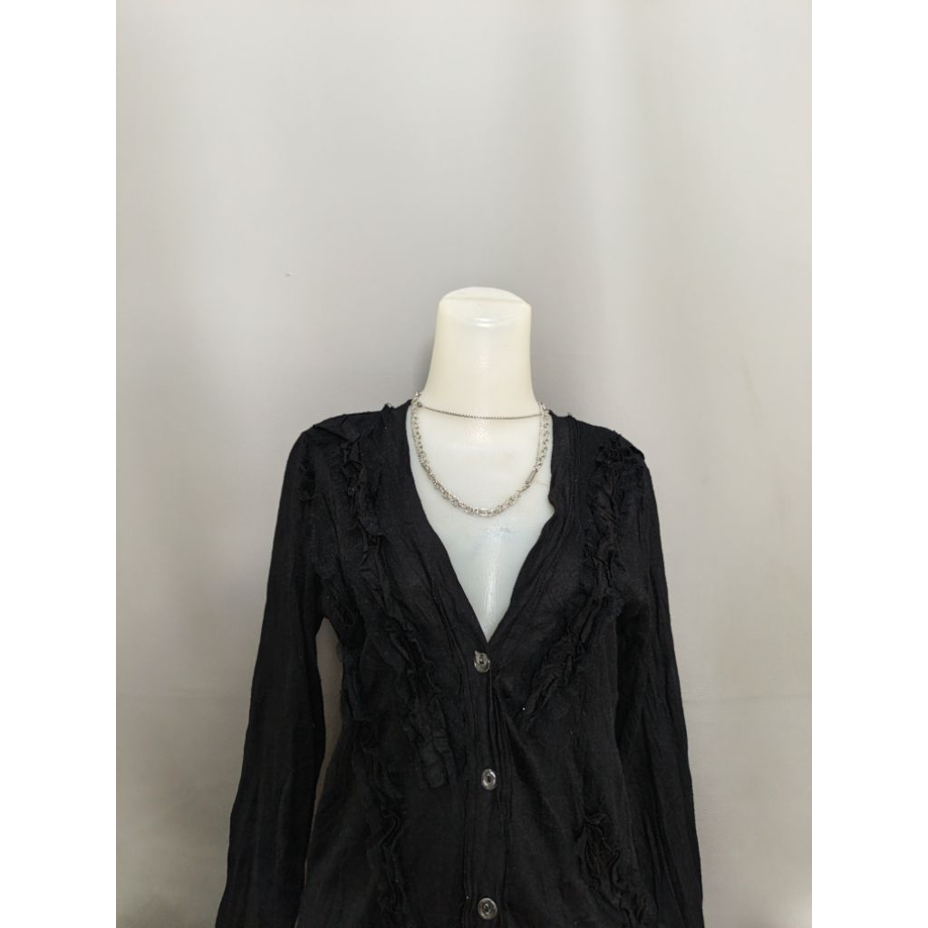 Cardigan silent worth