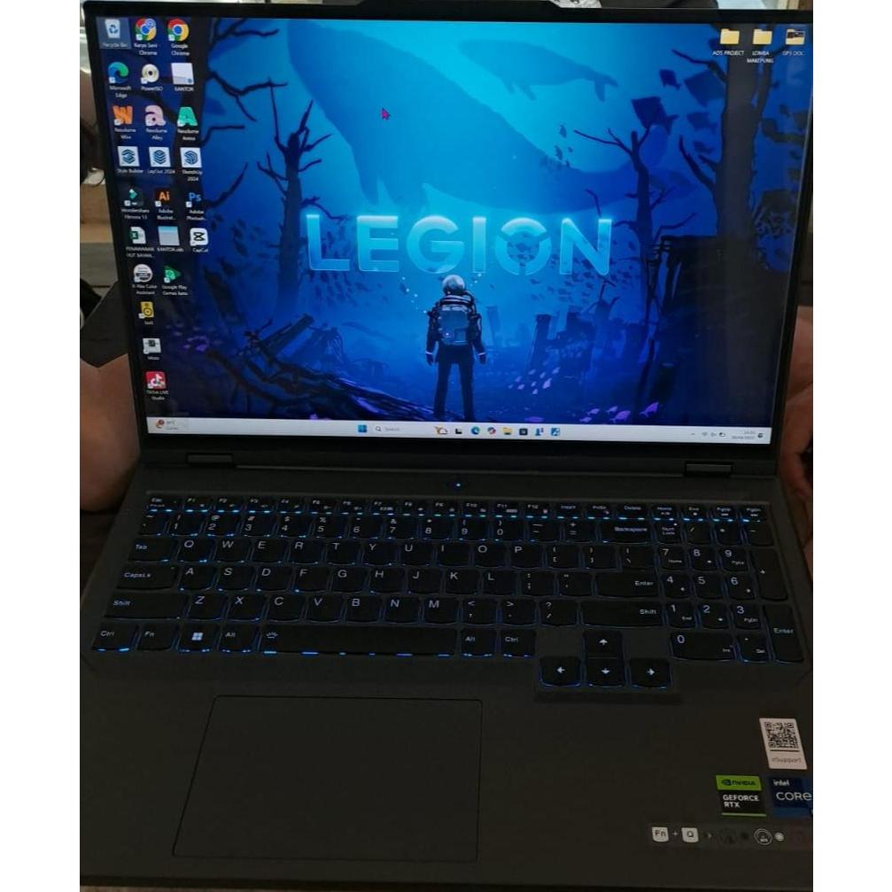 Lenovo Legion Pro 5 16IRX8 (i9-13900HX, RTX 4060)