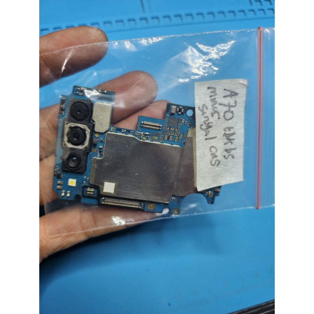 mesin Samsung a70 128GB minus